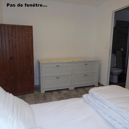 Studio Chez Steph Eyguières Екстериор снимка